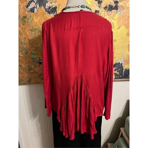 APU A People United Dramatic Red Draped Soft Long Sleeved Tunic Amazing! Gen M - Picture 4 of 7